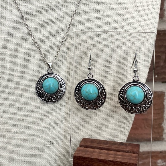 Red Saguaro Trading Post Jewelry - Filigree Necklace and Earring Set with Faux Turquoise
